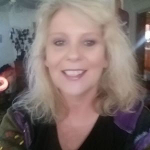 Meet your Posher, Pam